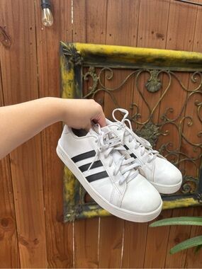 adidas Kids White Sneakers with Black Stripes